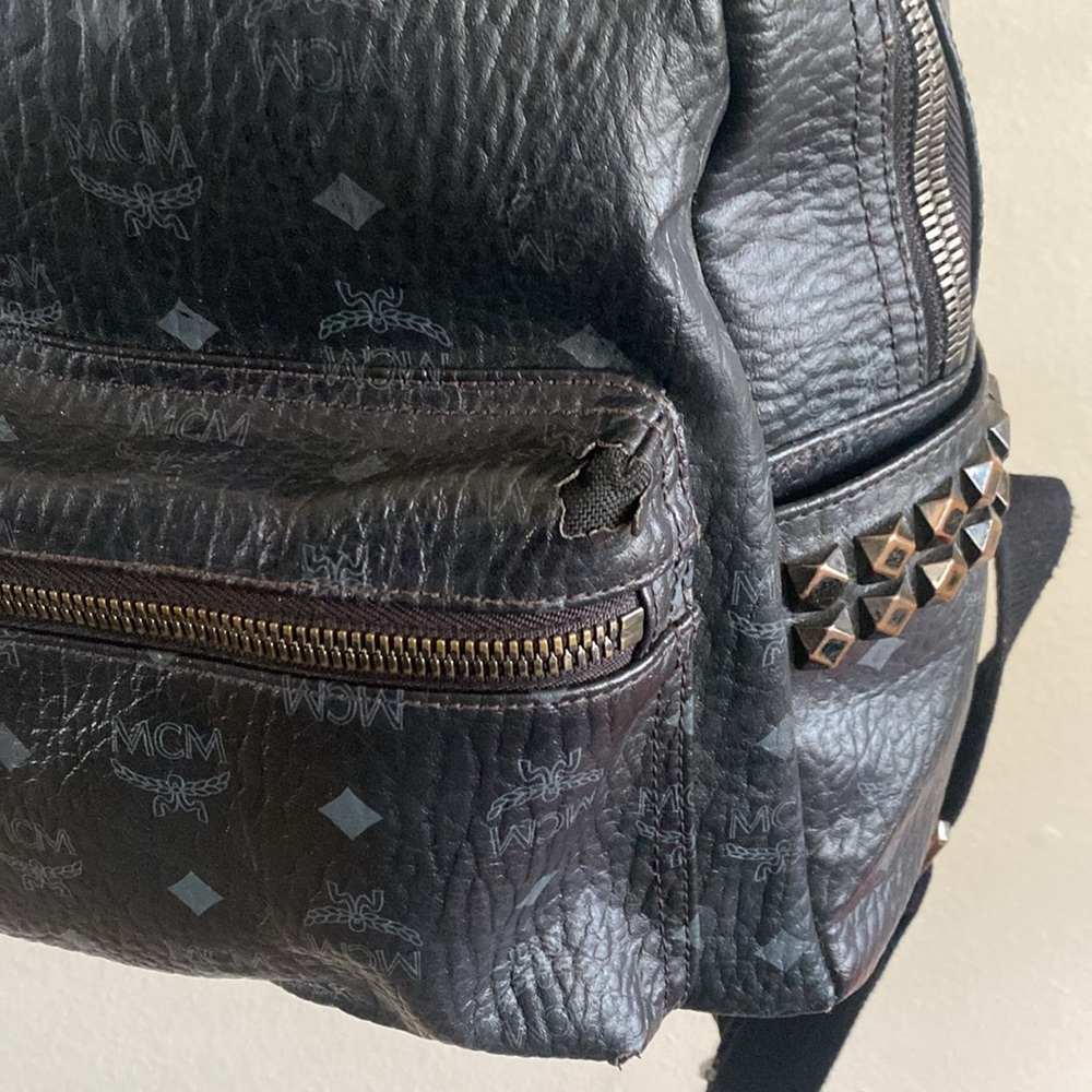 MCM Black Leather Backpack - Picture 6 of 16